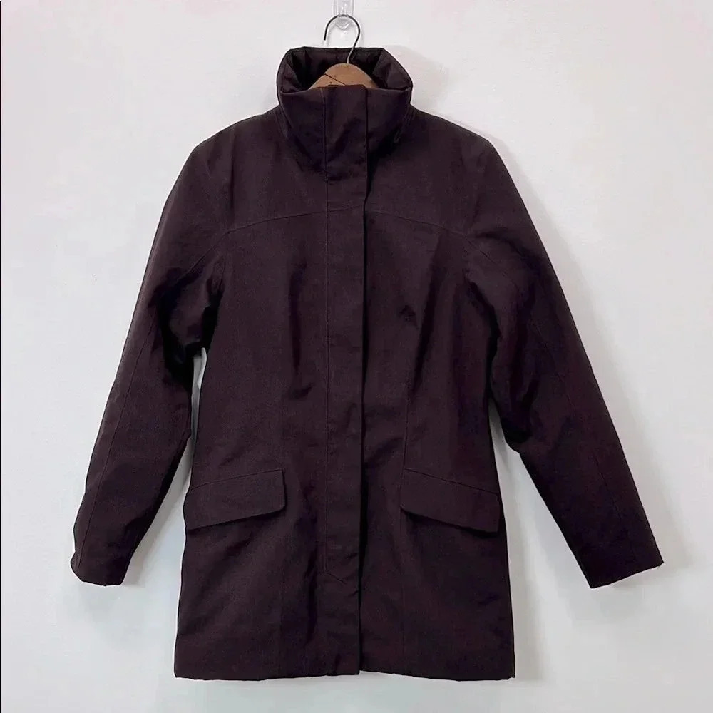 Marmot Women's Plum Jacket Size Medium Zipper Pockets Warm Coat Winter Spring